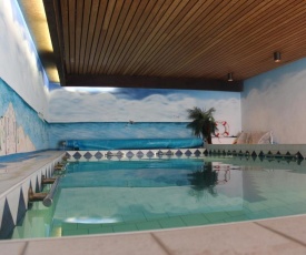 Ferienhaus Abbi mit Schwimmbad und Fitness für 8 Personen, Strand, Norddeich
