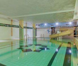 Mountainside flat with swimming pool in Hahnenklee, Harz