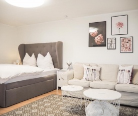 Stylische Wohnung in ruhiger Lage, sehr messenah