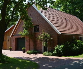 Luxurious Mansion in Lindern with Private Garden