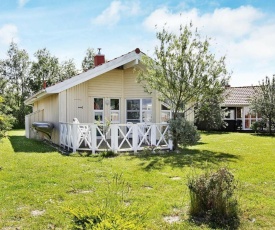 Two-Bedroom Holiday home in Otterndorf 5